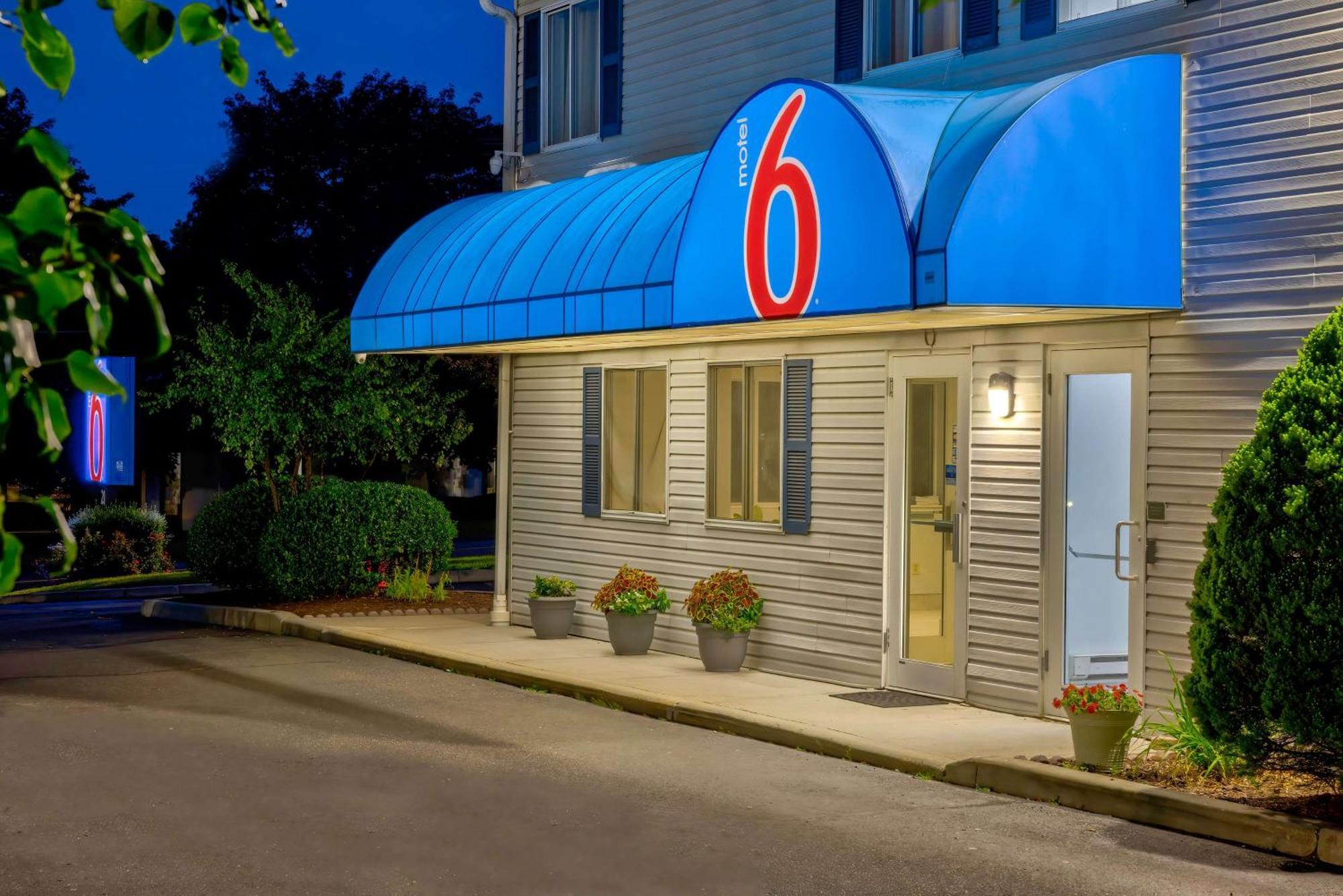 Motel 6 Bethel, Ct - Danbury Exterior photo